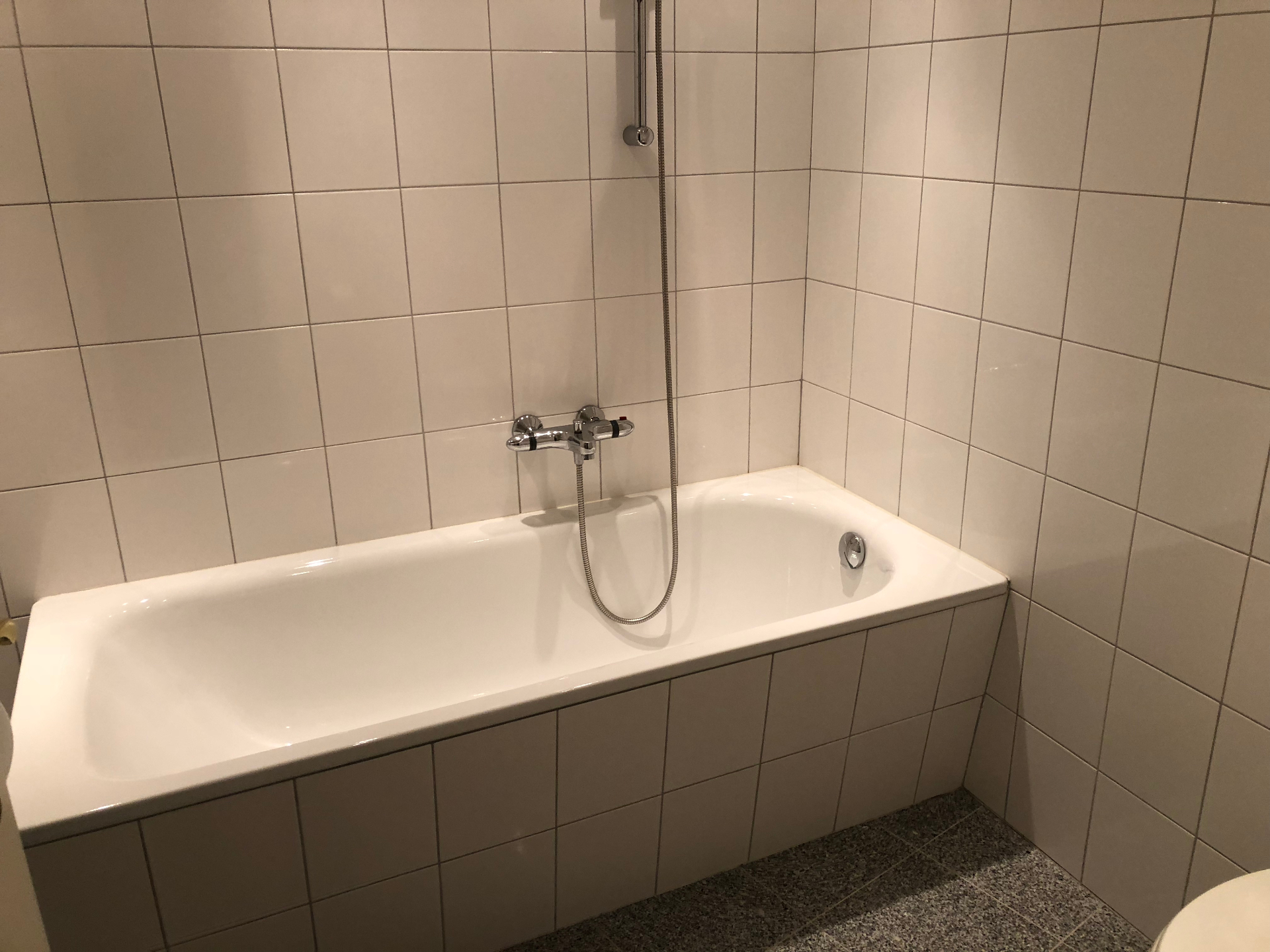 Familieværelse Kohlmais Suite - Badeværelse med badekar